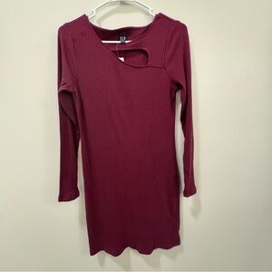 GAP Burgundy Ribbed Long Sleeve Dress with cutout, size petite medium, NWT